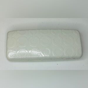 Coach Ivory White Hard Clamshell Eyeglass Sunglasses Case With Embossed Logo